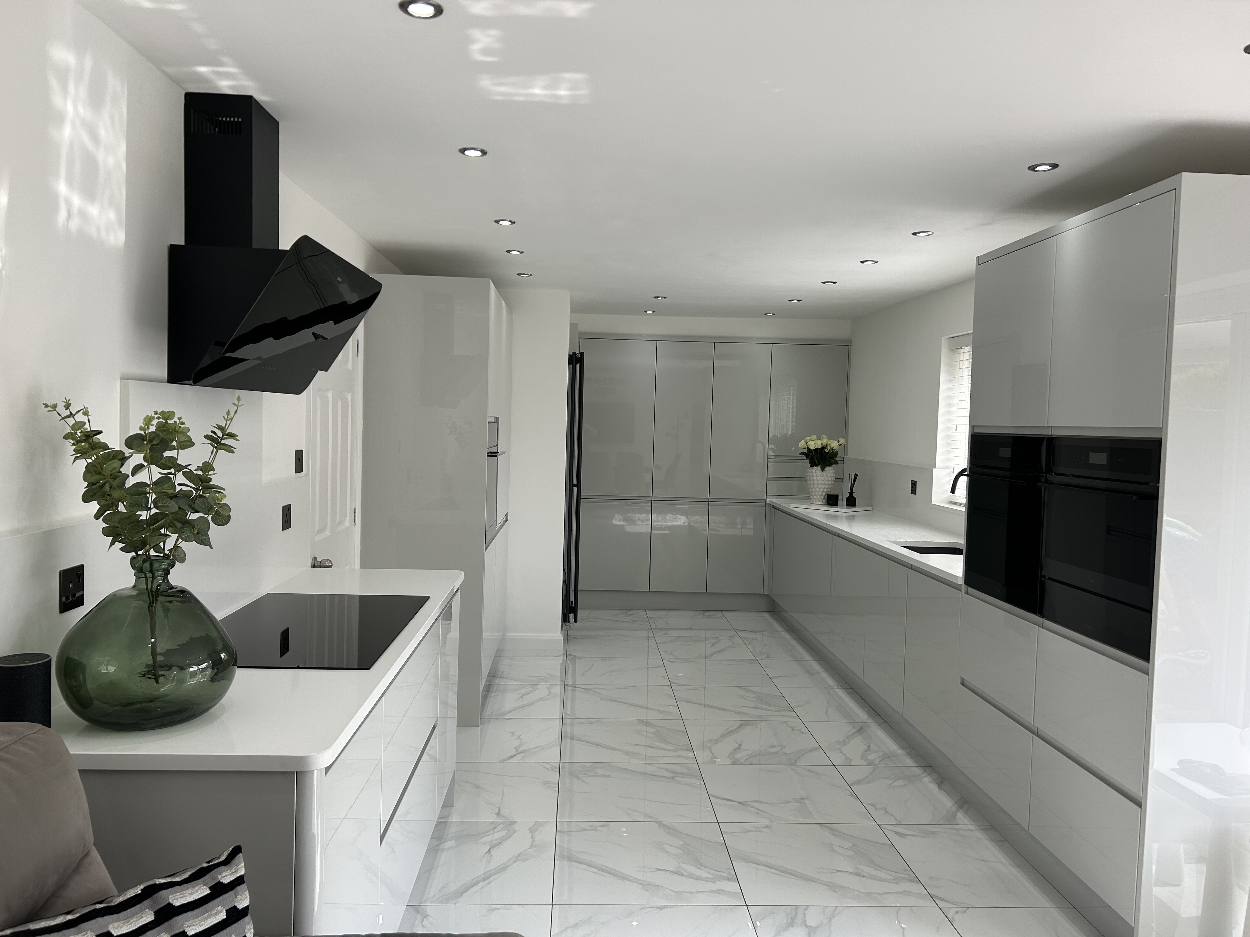 Light Grey Lucente Gloss | Sheffield Kitchen Outlet